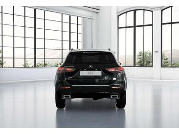 Mercedes GLA 200 Night Edition — photo 5