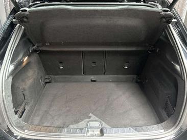 Mercedes GLA 180 — photo 8