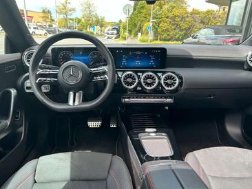 Mercedes CLA Shooting Break 200 Night Edition — photo 11
