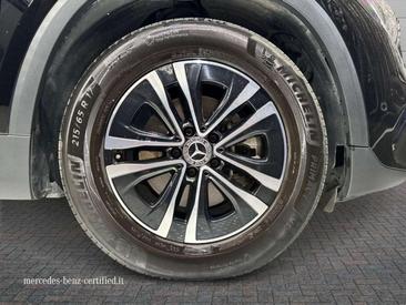Mercedes GLA 180 — photo 17
