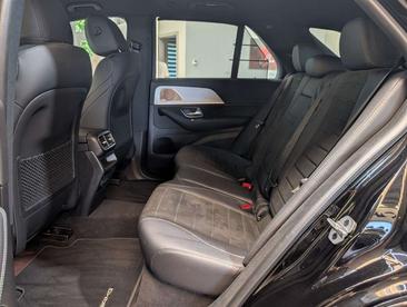 Mercedes GLE 450 Night Edition — photo 13
