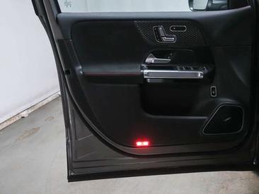 Mercedes EQB 250 Premium — photo 4