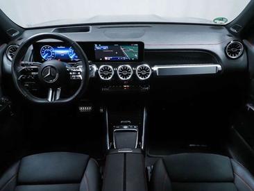 Mercedes EQB 250 Premium — photo 8