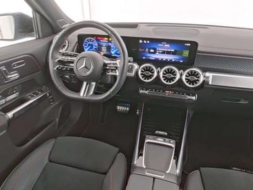 Mercedes EQB 250+ AMG Line — photo 6
