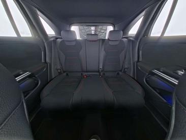 Mercedes GLA 200 AMG Line — photo 7