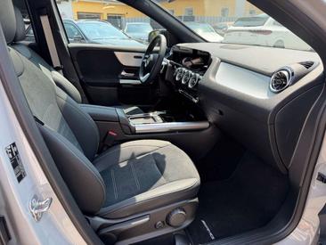 Mercedes GLA 200 Night Edition — photo 16