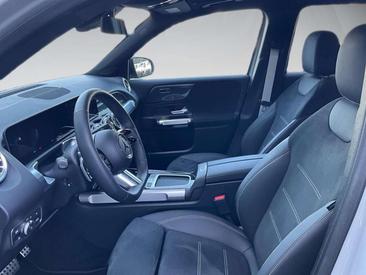Mercedes GLB 220 — photo 8