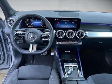 Mercedes GLB 220 — photo 10
