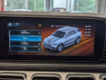Mercedes GLE 450 Night Edition — photo 37