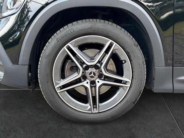 Mercedes GLB 200 — photo 11