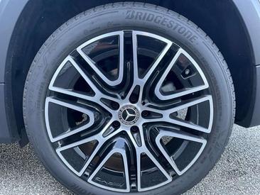Mercedes GLB 220 — photo 19