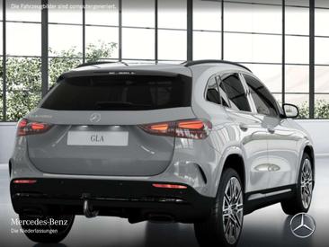 Mercedes GLA 200 Night Edition — photo 3