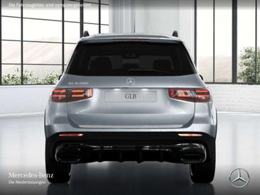 Mercedes GLB 200 Night Edition — photo 7
