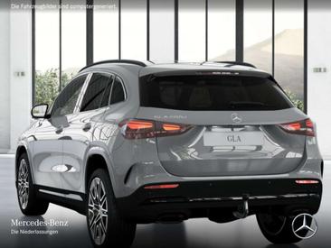Mercedes GLA 200 Night Edition — photo 19