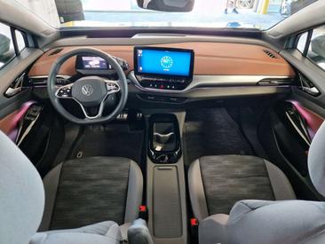 Volkswagen ID.5 Pro — photo 12