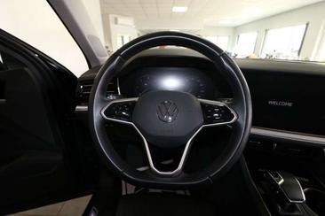 Volkswagen Touareg TDI 4Motion Elegance — photo 12