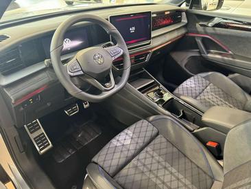 Volkswagen Tayron EHYBRID R-Line Plus — photo 8