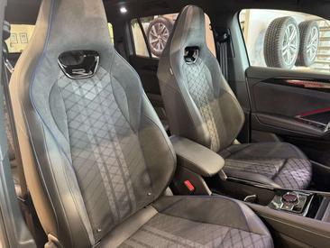 Volkswagen Tayron EHYBRID R-Line Plus — photo 11