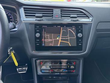 Volkswagen TIGUAN 4Motion R-Line — photo 14