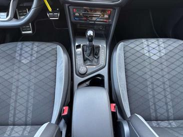Volkswagen TIGUAN 4Motion R-Line — photo 15