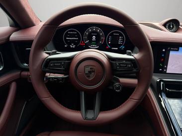 Porsche Panamera III Turbo S E-Hybrid — photo 13