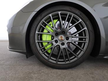 Porsche Panamera II ph2 Turbo S E-Hybrid — photo 10