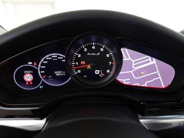 Porsche Panamera II ph2 Turbo S — photo 18