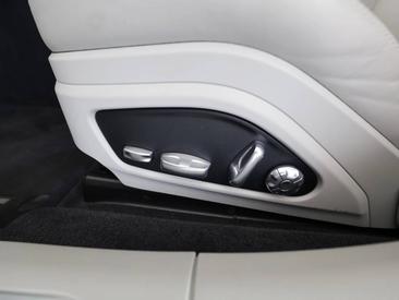 Porsche Panamera II ph2 Turbo S — photo 26
