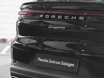 Porsche Cayenne III E-Hybrid Coupé — photo 8
