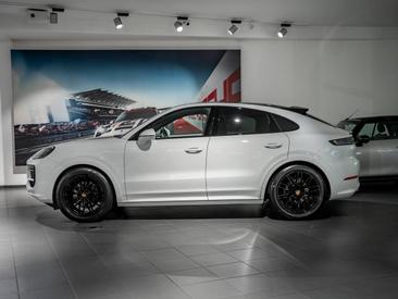 Porsche Cayenne III Coupé — photo 2