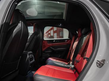 Porsche Cayenne III Coupé — photo 13