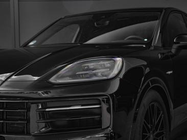 Porsche Cayenne III S E-Hybrid Coupé — photo 11