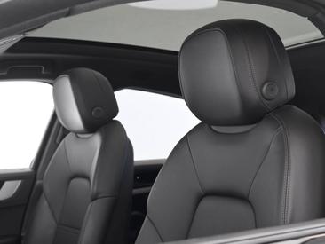 Porsche Cayenne III E-Hybrid Coupé — photo 14