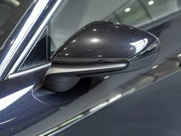 Porsche Taycan — photo 8