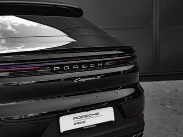 Porsche Cayenne III S E-Hybrid Coupé — photo 14