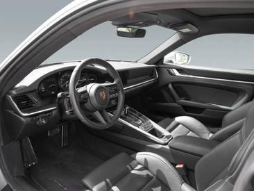 Porsche 992 I Carrera 4S — photo 14
