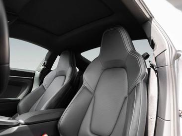 Porsche 992 I Carrera 4S — photo 15