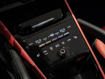 Porsche Cayenne III Coupé — photo 32