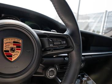Porsche 992 I Carrera 4S — photo 30