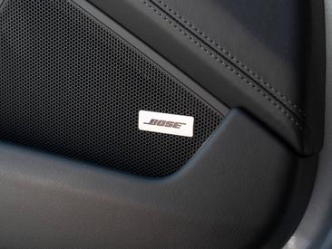 Porsche 992 I Carrera 4S — photo 34