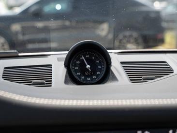 Porsche 992 I Carrera 4S — photo 36