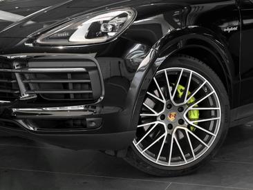 Porsche Cayenne III E-Hybrid Coupé Platinum Edition — photo 6