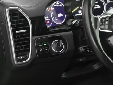 Porsche Cayenne III E-Hybrid Coupé Platinum Edition — photo 12