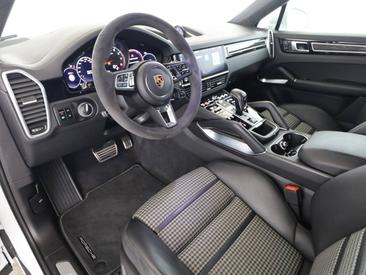 Porsche Cayenne III Turbo Coupé — photo 13