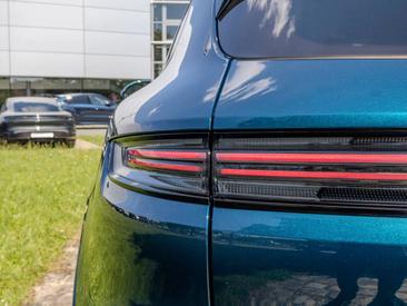 Porsche Cayenne III Turbo E-Hybrid — photo 10