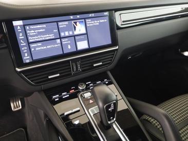 Porsche Cayenne III Turbo Coupé — photo 21