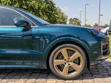Porsche Cayenne III Turbo E-Hybrid — photo 16