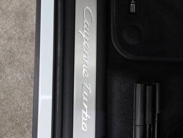 Porsche Cayenne III Turbo Coupé — photo 25