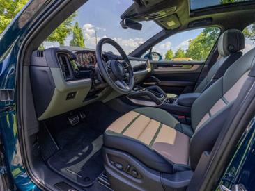 Porsche Cayenne III Turbo E-Hybrid — photo 17