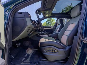 Porsche Cayenne III Turbo E-Hybrid — photo 18